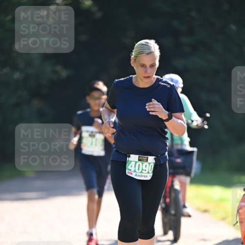 22.09.2024 - 32. Volkslauf durch das schöne Alstertal Dr. Thomas Lammeyer http://msf.ph/oto/7112158 22.09.2024 10:54:39 Laufen 4090 meine-sportfotos.de