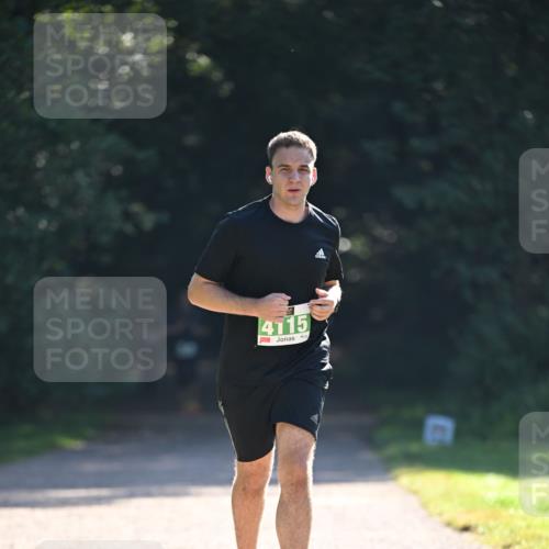 22.09.2024 - 32. Volkslauf durch das schöne Alstertal Dr. Thomas Lammeyer http://msf.ph/oto/7112204 22.09.2024 10:54:45 Laufen 4115 meine-sportfotos.de