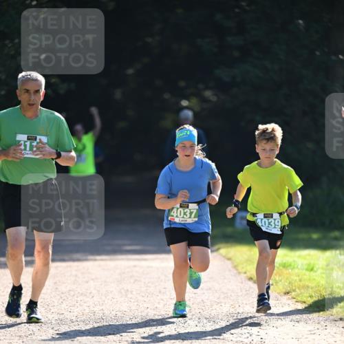 22.09.2024 - 32. Volkslauf durch das schöne Alstertal Dr. Thomas Lammeyer http://msf.ph/oto/7112400 22.09.2024 10:55:41 Laufen 41, 4037, 4039 meine-sportfotos.de