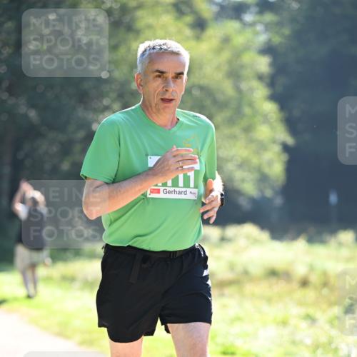 22.09.2024 - 32. Volkslauf durch das schöne Alstertal Dr. Thomas Lammeyer http://msf.ph/oto/7112493 22.09.2024 10:55:46 Laufen 11 meine-sportfotos.de
