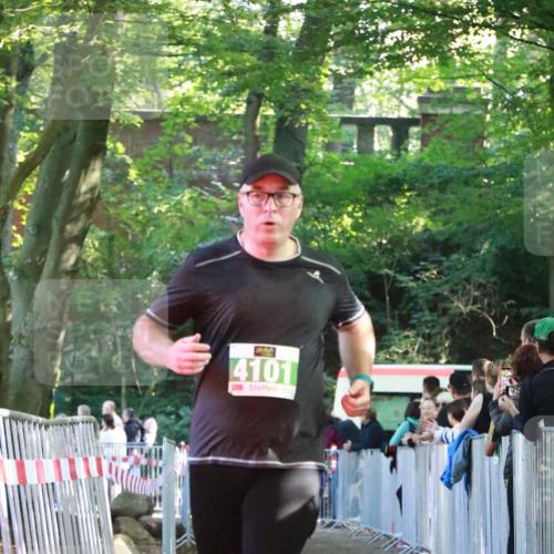 22.09.2024 - 32. Volkslauf durch das schöne Alstertal H.Heesch http://msf.ph/oto/7112535 22.09.2024 10:56:59 Ziel 4049, 4101, 4107, 4127, 4156 meine-sportfotos.de