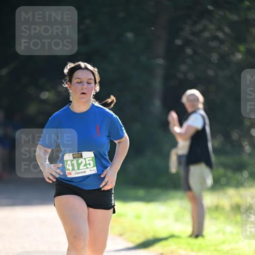 22.09.2024 - 32. Volkslauf durch das schöne Alstertal Dr. Thomas Lammeyer http://msf.ph/oto/7112592 22.09.2024 10:55:59 Laufen 4125 meine-sportfotos.de