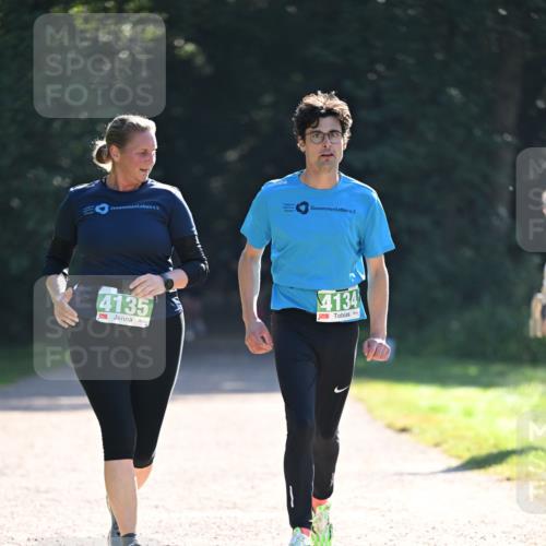 22.09.2024 - 32. Volkslauf durch das schöne Alstertal Dr. Thomas Lammeyer http://msf.ph/oto/7112724 22.09.2024 10:56:22 Laufen 4135, 4134 meine-sportfotos.de