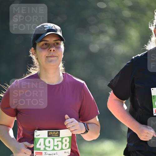 22.09.2024 - 32. Volkslauf durch das schöne Alstertal Dr. Thomas Lammeyer http://msf.ph/oto/7112881 22.09.2024 10:56:43 Laufen 4, 4958 meine-sportfotos.de