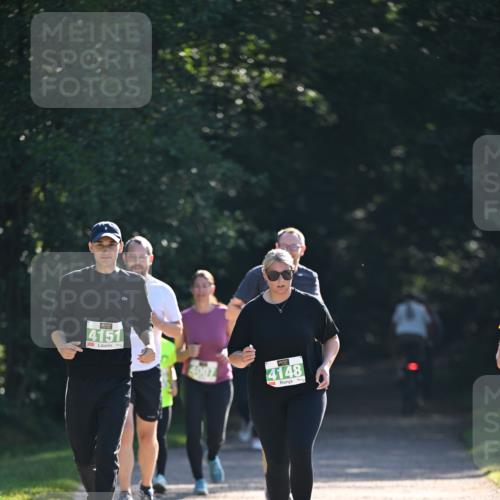 22.09.2024 - 32. Volkslauf durch das schöne Alstertal Dr. Thomas Lammeyer http://msf.ph/oto/7112890 22.09.2024 10:56:52 Laufen 4151, 4007, 4148 meine-sportfotos.de