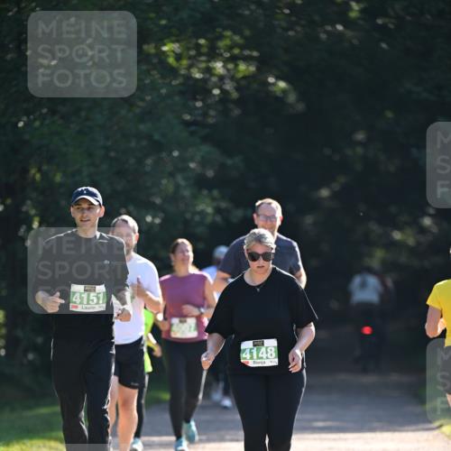 22.09.2024 - 32. Volkslauf durch das schöne Alstertal Dr. Thomas Lammeyer http://msf.ph/oto/7112902 22.09.2024 10:56:53 Laufen 4151, 4148 meine-sportfotos.de