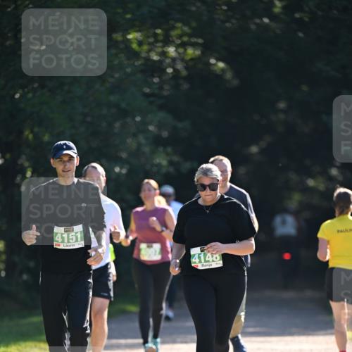 22.09.2024 - 32. Volkslauf durch das schöne Alstertal Dr. Thomas Lammeyer http://msf.ph/oto/7112916 22.09.2024 10:56:54 Laufen 4151, 4148 meine-sportfotos.de