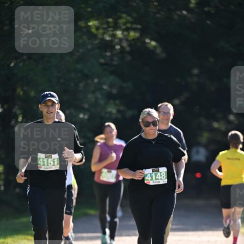 22.09.2024 - 32. Volkslauf durch das schöne Alstertal Dr. Thomas Lammeyer http://msf.ph/oto/7112924 22.09.2024 10:56:54 Laufen 4151, 4148 meine-sportfotos.de