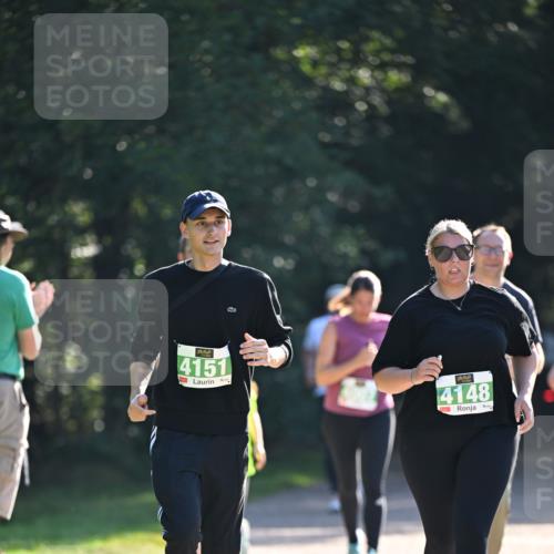 22.09.2024 - 32. Volkslauf durch das schöne Alstertal Dr. Thomas Lammeyer http://msf.ph/oto/7112929 22.09.2024 10:56:55 Laufen 4151, 4148 meine-sportfotos.de