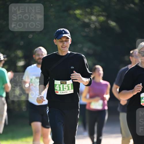 22.09.2024 - 32. Volkslauf durch das schöne Alstertal Dr. Thomas Lammeyer http://msf.ph/oto/7112966 22.09.2024 10:56:56 Laufen 4151 meine-sportfotos.de