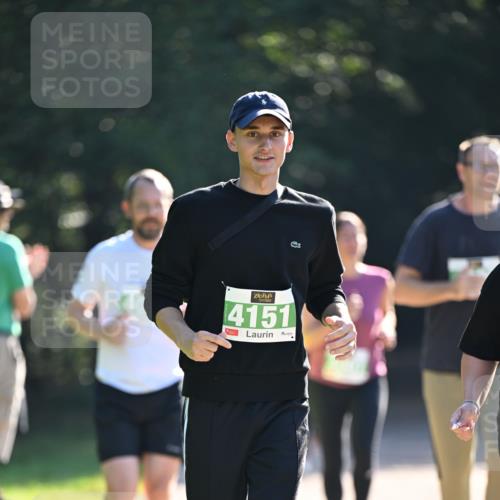 22.09.2024 - 32. Volkslauf durch das schöne Alstertal Dr. Thomas Lammeyer http://msf.ph/oto/7112980 22.09.2024 10:56:57 Laufen 4151 meine-sportfotos.de