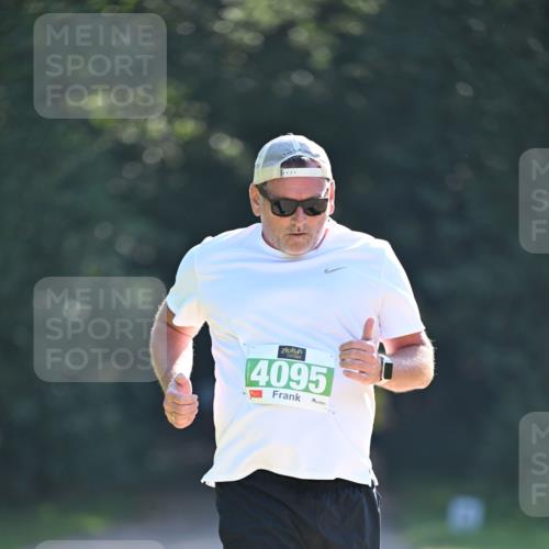 22.09.2024 - 32. Volkslauf durch das schöne Alstertal Dr. Thomas Lammeyer http://msf.ph/oto/7113033 22.09.2024 10:57:05 Laufen 4095 meine-sportfotos.de