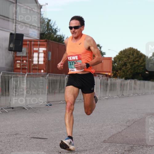 03.10.2024 - Köhlbrandbrückenlauf H.Heesch http://msf.ph/oto/7137804 03.10.2024 09:39:48 Ziel 3735 meine-sportfotos.de