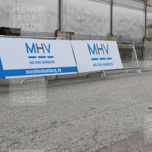 03.10.2024 - Köhlbrandbrückenlauf H.Heesch http://msf.ph/oto/7137808 03.10.2024 09:40:46 Ziel  meine-sportfotos.de