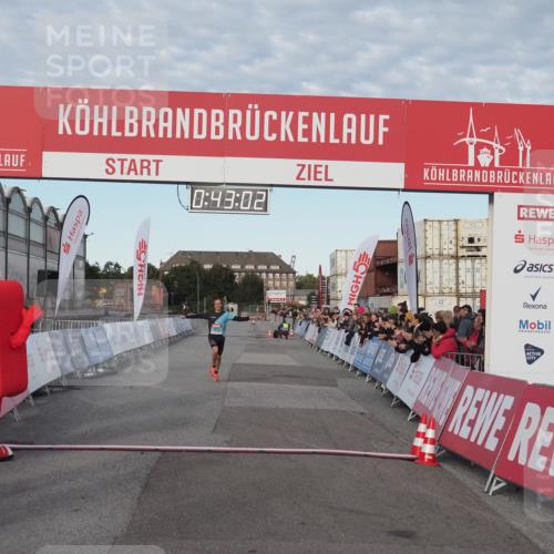 03.10.2024 - Köhlbrandbrückenlauf KatJ http://msf.ph/oto/7137840 03.10.2024 09:42:50 Ziel 1010 meine-sportfotos.de