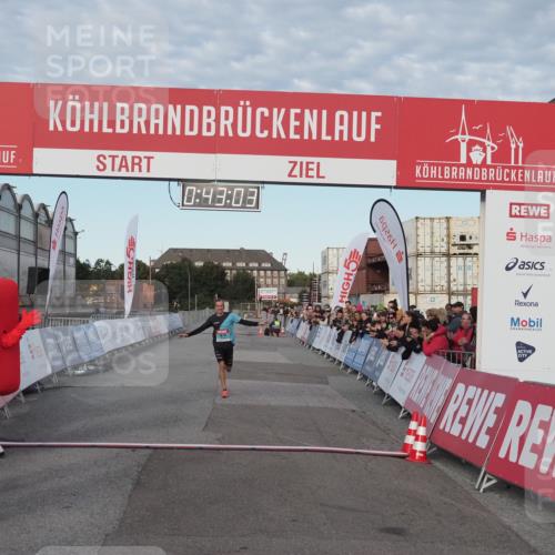 03.10.2024 - Köhlbrandbrückenlauf KatJ http://msf.ph/oto/7137845 03.10.2024 09:42:50 Ziel 1010 meine-sportfotos.de
