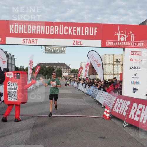 03.10.2024 - Köhlbrandbrückenlauf KatJ http://msf.ph/oto/7137907 03.10.2024 09:44:15 Ziel 1038 meine-sportfotos.de