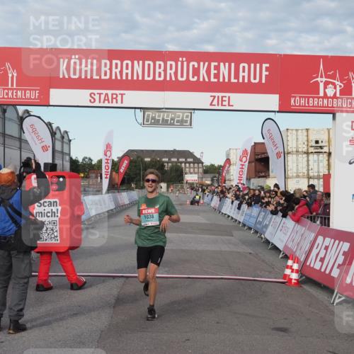 03.10.2024 - Köhlbrandbrückenlauf KatJ http://msf.ph/oto/7137926 03.10.2024 09:44:17 Ziel 1038 meine-sportfotos.de