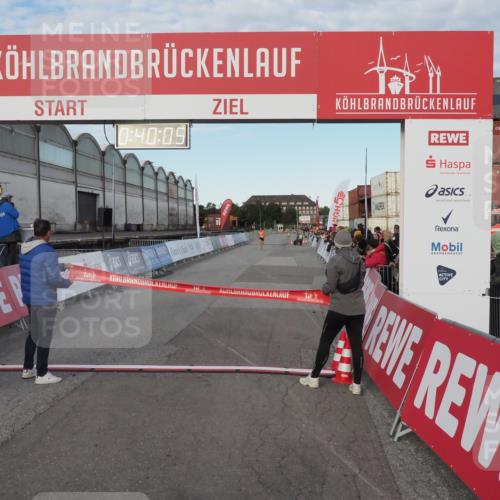 03.10.2024 - Köhlbrandbrückenlauf MichiJ http://msf.ph/oto/7137963 03.10.2024 09:39:52 Ziel  meine-sportfotos.de