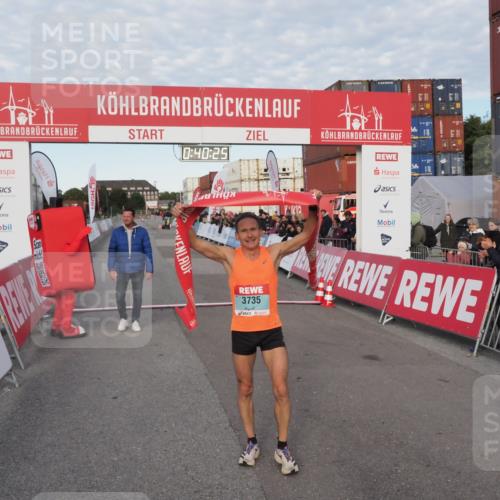 03.10.2024 - Köhlbrandbrückenlauf MichiJ http://msf.ph/oto/7138008 03.10.2024 09:40:12 Ziel 3735 meine-sportfotos.de