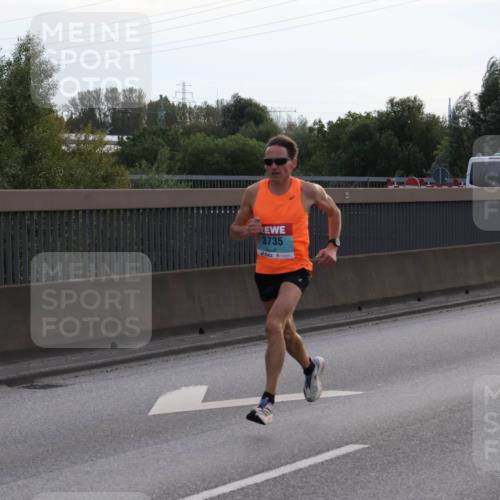 03.10.2024 - Köhlbrandbrückenlauf Luisa Fischer http://msf.ph/oto/7138104 03.10.2024 09:08:28 Position 3 3735 meine-sportfotos.de
