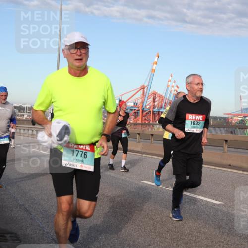 03.10.2024 - Köhlbrandbrückenlauf Matties Gatica Varas http://msf.ph/oto/7145824 03.10.2024 09:43:03 Position 2 1776, 1932 meine-sportfotos.de