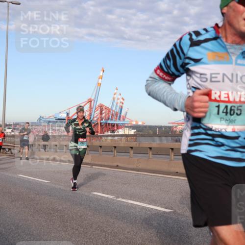 03.10.2024 - Köhlbrandbrückenlauf Matties Gatica Varas http://msf.ph/oto/7145951 03.10.2024 09:43:13 Position 2 2071, 1465 meine-sportfotos.de