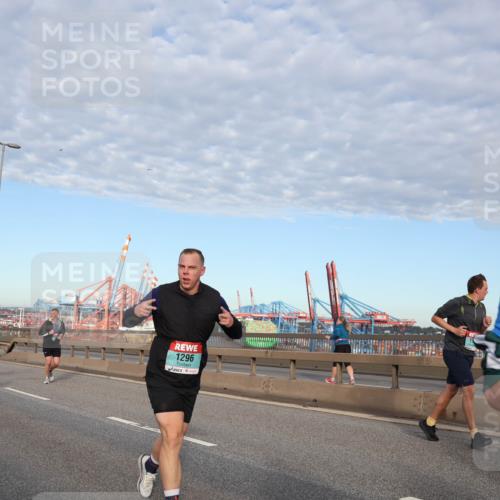 03.10.2024 - Köhlbrandbrückenlauf Matties Gatica Varas http://msf.ph/oto/7146049 03.10.2024 09:43:21 Position 2 1296 meine-sportfotos.de