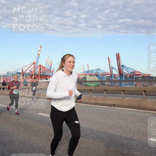 03.10.2024 - Köhlbrandbrückenlauf Matties Gatica Varas http://msf.ph/oto/7146163 03.10.2024 09:43:29 Position 2 1566, 1784 meine-sportfotos.de