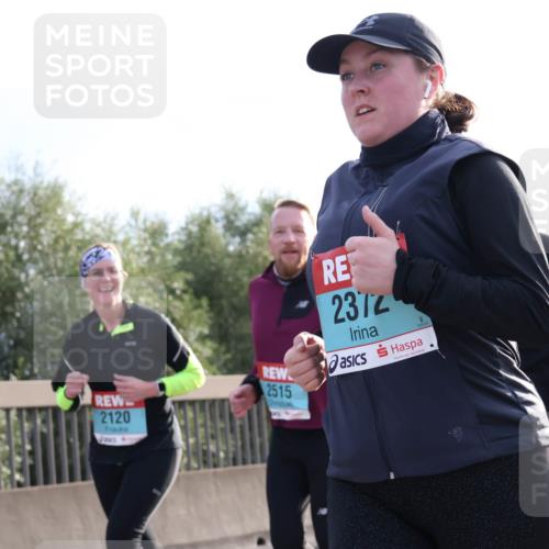03.10.2024 - Köhlbrandbrückenlauf Luisa Fischer http://msf.ph/oto/7146499 03.10.2024 09:18:58 Position 3 2120, 2515, 2372 meine-sportfotos.de