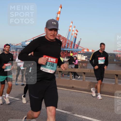 03.10.2024 - Köhlbrandbrückenlauf Matties Gatica Varas http://msf.ph/oto/7146758 03.10.2024 09:42:29 Position 2 1500, 949, 1422, 1398, 6, 1831 meine-sportfotos.de