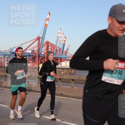 03.10.2024 - Köhlbrandbrückenlauf Matties Gatica Varas http://msf.ph/oto/7146771 03.10.2024 09:42:29 Position 2 1849, 1422, 398, 338, 1 meine-sportfotos.de