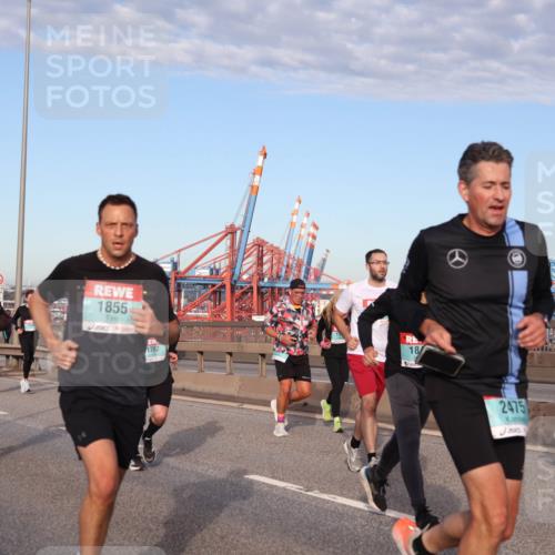 03.10.2024 - Köhlbrandbrückenlauf Matties Gatica Varas http://msf.ph/oto/7146820 03.10.2024 09:42:33 Position 2 1597, 1855, 1762, 18, 2475, 152 meine-sportfotos.de