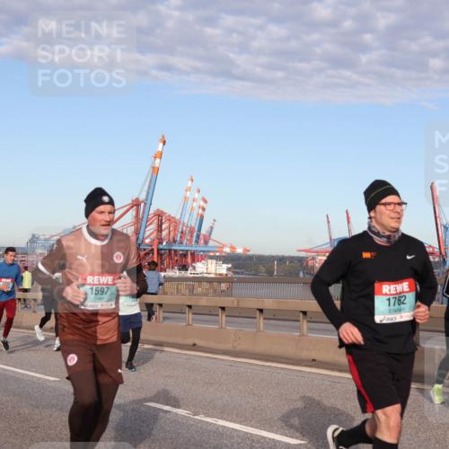 03.10.2024 - Köhlbrandbrückenlauf Matties Gatica Varas http://msf.ph/oto/7146847 03.10.2024 09:42:35 Position 2 1597, 1762, 1987, 1 meine-sportfotos.de