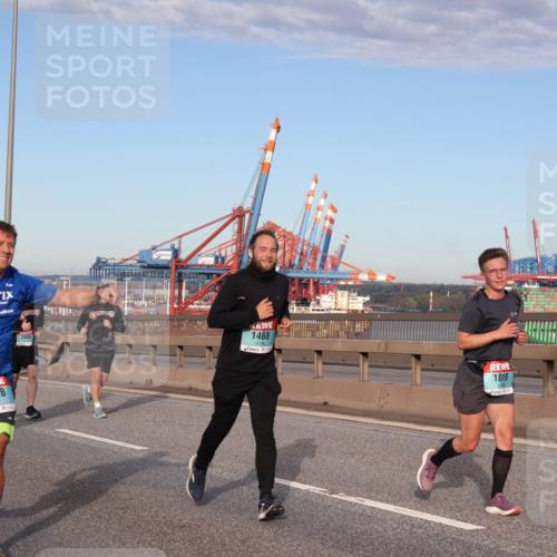 03.10.2024 - Köhlbrandbrückenlauf Matties Gatica Varas http://msf.ph/oto/7147002 03.10.2024 09:42:47 Position 2 4, 3628, 2005, 1468, 1819 meine-sportfotos.de