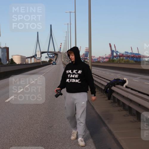 03.10.2024 - Köhlbrandbrückenlauf Luisa Fischer http://msf.ph/oto/7147371 03.10.2024 09:30:10 Position 3  meine-sportfotos.de