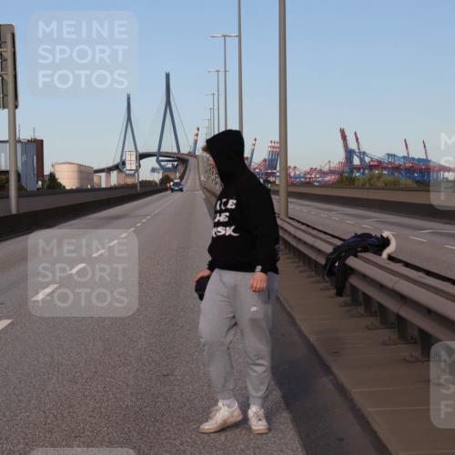 03.10.2024 - Köhlbrandbrückenlauf Luisa Fischer http://msf.ph/oto/7147380 03.10.2024 09:30:10 Position 3  meine-sportfotos.de