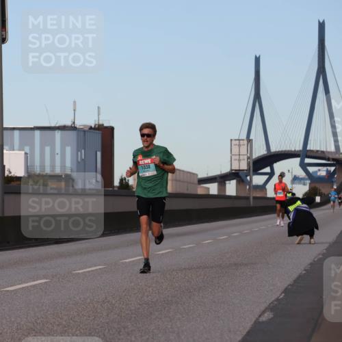 03.10.2024 - Köhlbrandbrückenlauf Luisa Fischer http://msf.ph/oto/7147429 03.10.2024 09:34:12 Position 3 7, 12, 1038 meine-sportfotos.de
