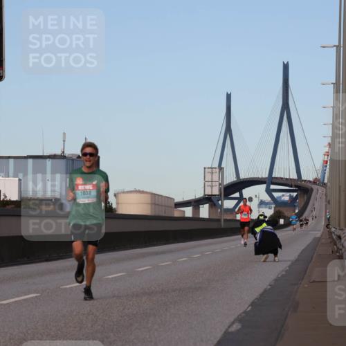 03.10.2024 - Köhlbrandbrückenlauf Luisa Fischer http://msf.ph/oto/7147434 03.10.2024 09:34:13 Position 3 1038 meine-sportfotos.de