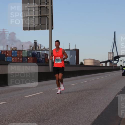 03.10.2024 - Köhlbrandbrückenlauf Luisa Fischer http://msf.ph/oto/7147458 03.10.2024 09:34:27 Position 3 1006 meine-sportfotos.de