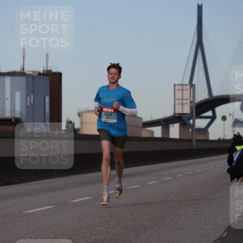 03.10.2024 - Köhlbrandbrückenlauf Luisa Fischer http://msf.ph/oto/7147480 03.10.2024 09:34:46 Position 3 1011 meine-sportfotos.de