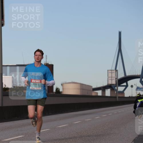 03.10.2024 - Köhlbrandbrückenlauf Luisa Fischer http://msf.ph/oto/7147489 03.10.2024 09:34:48 Position 3 1011 meine-sportfotos.de