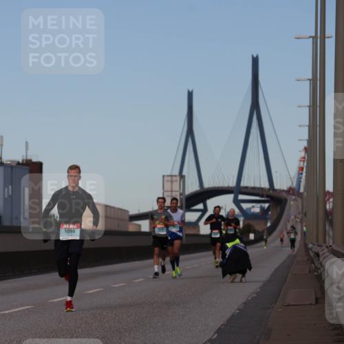 03.10.2024 - Köhlbrandbrückenlauf Luisa Fischer http://msf.ph/oto/7147493 03.10.2024 09:35:18 Position 3 1099 meine-sportfotos.de