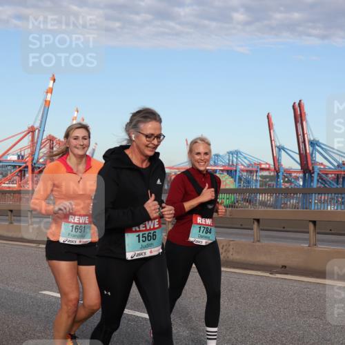 03.10.2024 - Köhlbrandbrückenlauf Matties Gatica Varas http://msf.ph/oto/7147502 03.10.2024 09:43:31 Position 2 1691, 1566, 1784 meine-sportfotos.de