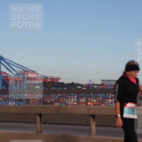 03.10.2024 - Köhlbrandbrückenlauf Matties Gatica Varas http://msf.ph/oto/7147532 03.10.2024 09:43:36 Position 2  meine-sportfotos.de