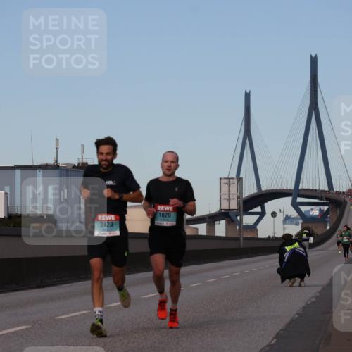 03.10.2024 - Köhlbrandbrückenlauf Luisa Fischer http://msf.ph/oto/7147559 03.10.2024 09:35:29 Position 3 2423, 1020 meine-sportfotos.de
