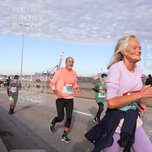 03.10.2024 - Köhlbrandbrückenlauf Matties Gatica Varas http://msf.ph/oto/7147630 03.10.2024 09:43:47 Position 2 1875 meine-sportfotos.de
