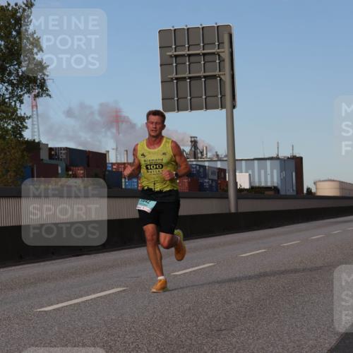 03.10.2024 - Köhlbrandbrückenlauf Luisa Fischer http://msf.ph/oto/7147643 03.10.2024 09:36:45 Position 3 100, 1042 meine-sportfotos.de