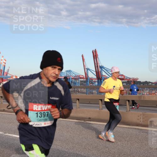 03.10.2024 - Köhlbrandbrückenlauf Matties Gatica Varas http://msf.ph/oto/7147651 03.10.2024 09:43:50 Position 2 1397, 24 meine-sportfotos.de
