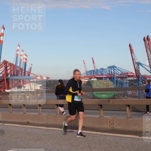 03.10.2024 - Köhlbrandbrückenlauf Matties Gatica Varas http://msf.ph/oto/7147663 03.10.2024 09:43:51 Position 2  meine-sportfotos.de